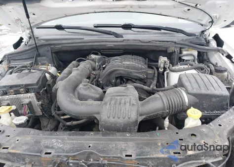 2015 Jeep Grand Cherokee Summit z USA, uszkodzony, nr VIN 1C4RJEJG4FC798572